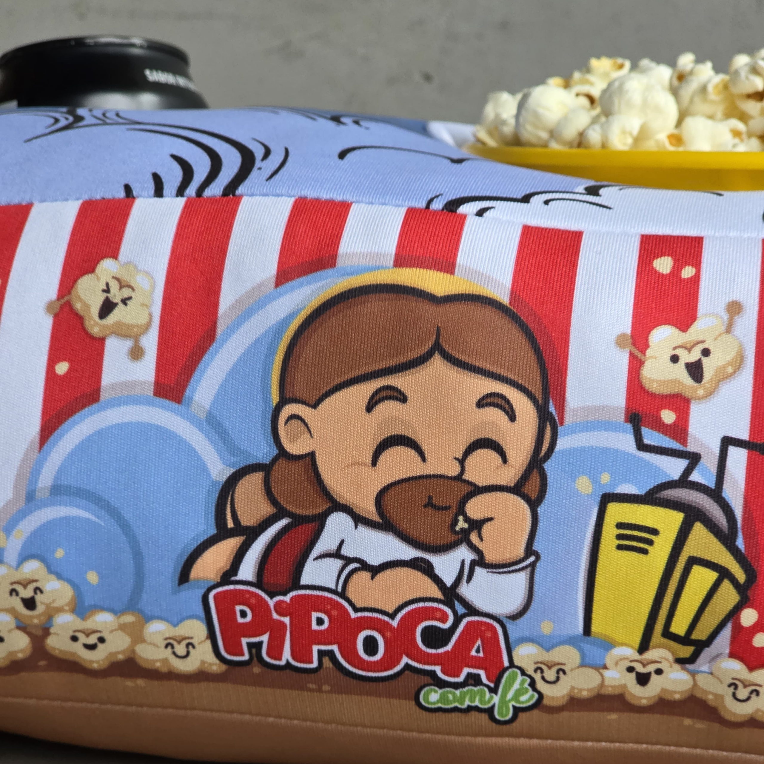 Almofada Porta Pipoca Santinhoz – Pipoca com Fé - Imagem 2